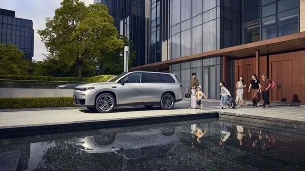 15.58萬起！零跑6座SUV開賣 網(wǎng)友：把增程價格打下來了