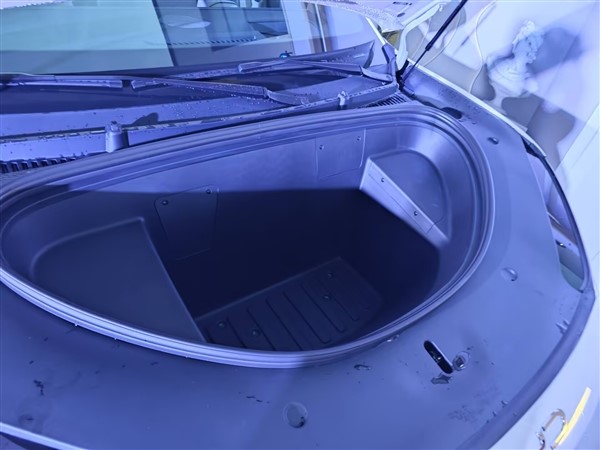 滿油滿電續(xù)航超1600km 比亞迪全新海獅06上市：13.98萬起