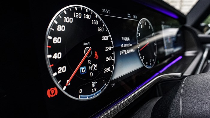 王者歸來 試駕全新一代奔馳G500 