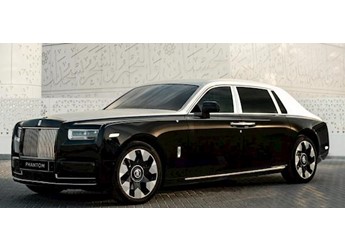 品牌史上首款激光雕刻引擎蓋車型 勞斯萊斯幻影定制版亮相