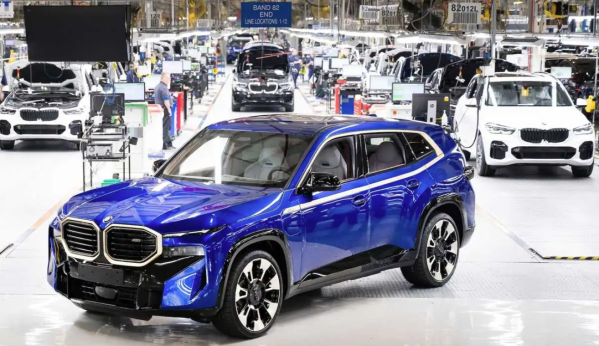 236萬元的旗艦級(jí)混動(dòng)SUV 2023款寶馬XM正式投產(chǎn)