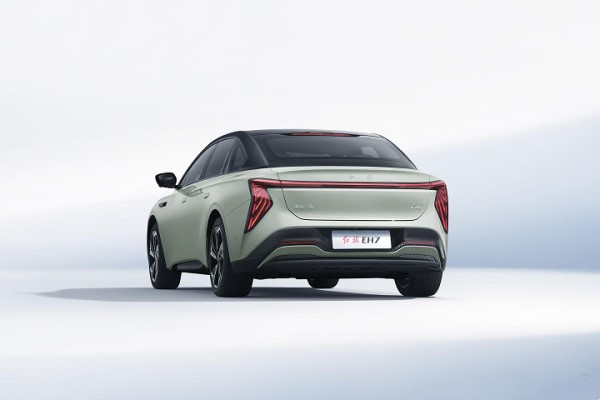 22.98萬起！紅旗EH7上市 最大續(xù)航800km 小米又一勁敵？