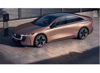 反向合資 馬自達(dá)新車EZ-6亮相 換殼深藍(lán)SL03 顏值依舊頂 封面圖