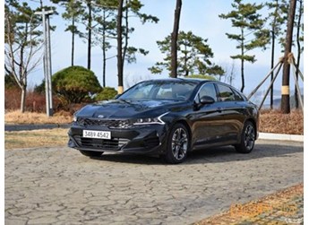 起亞K5 新聞封面圖