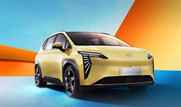 硬剛比亞迪海豚！AION Y 430km推出限時(shí)優(yōu)惠：9.98萬起售