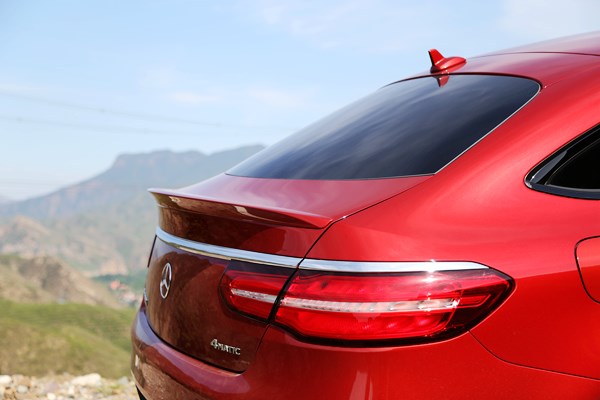 都市逍遙派 試駕奔馳GLE450 COUPE AMG