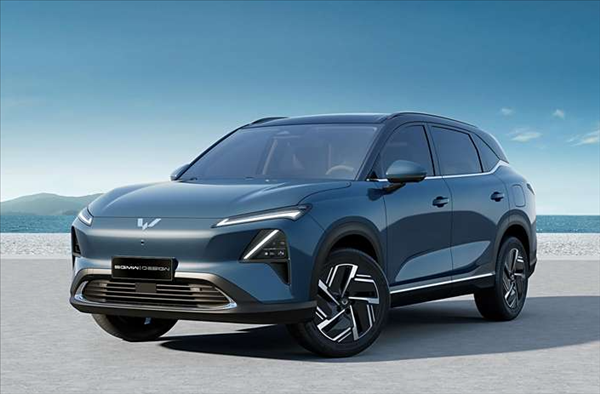 五菱首款新能源雙動(dòng)力SUV！五菱星光S內(nèi)飾公布：8月上市