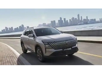 百公里油耗僅3.2L！長安藍(lán)鯨超擎雙車上市：7.99萬元起 封面圖