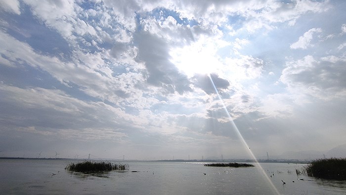 雨后見美景 雷克薩斯RX450hL懷來官廳游記