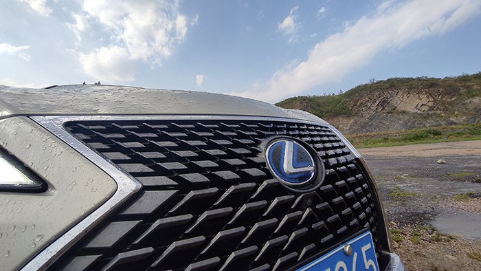 雨后見美景 雷克薩斯RX450hL懷來官廳游記