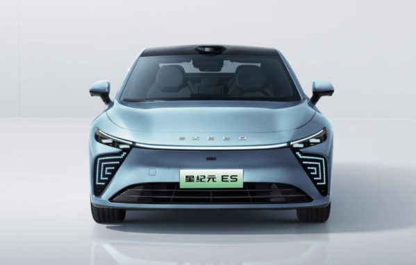 智界S7兄弟車(chē)型 星途星紀(jì)元ES正式上市 售價(jià)22.58萬(wàn)元起