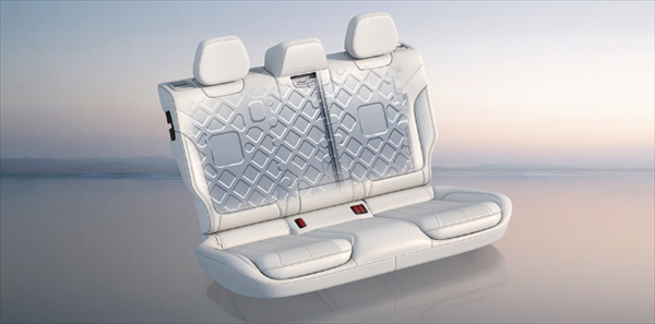 托底騰飛、5米墜落！領(lǐng)克07 EM-P完成行業(yè)首次極限挑戰(zhàn)