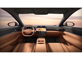 2026款東風(fēng)風(fēng)神L7 EV新增兩款車型上市：12.99萬起，續(xù)航530km