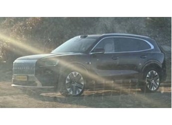 寶馬X5國(guó)產(chǎn)平替登場(chǎng)！極氪8X實(shí)車曝光，豪華SUV新選擇 封面圖