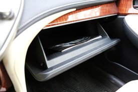 靜謐又從容 萬(wàn)車(chē)網(wǎng)試駕一汽豐田皇冠