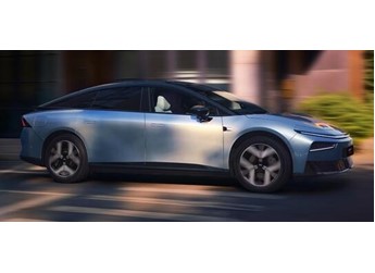 2026款小鵬P7+正式官宣：全球36國同步發(fā)布，純電續(xù)航最長的增程轎跑 封面圖