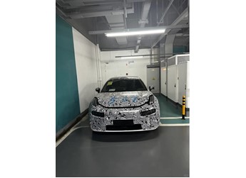 新款極氪001高偽裝諜照曝光 內(nèi)外細(xì)節(jié)升級(jí) 封面圖