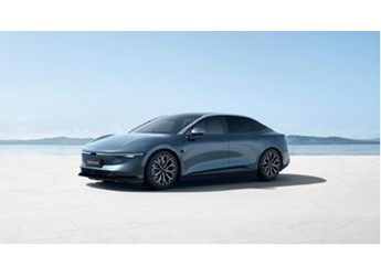 極氪007外觀官圖公布 廣州車展開啟預售 封面圖