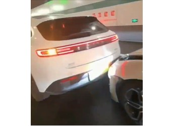 小米SU7隧道內(nèi)追尾問(wèn)界M5：SUV的優(yōu)勢(shì)一眼可見(jiàn) 封面圖