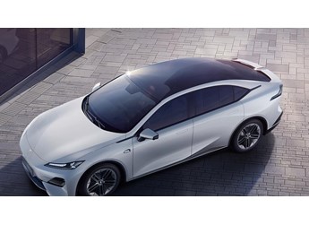 比特斯拉便宜10萬的新能源電車！你會買嗎？ 封面圖