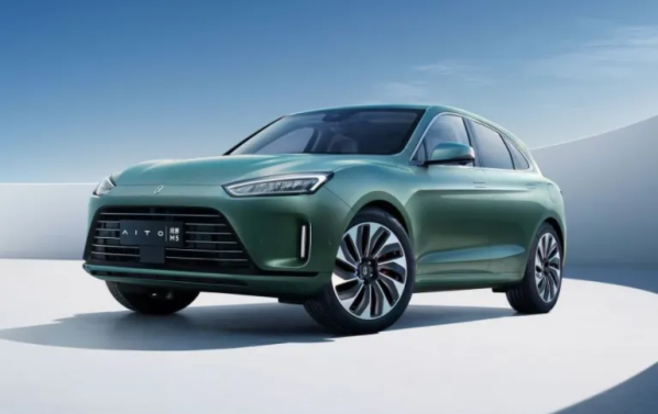 幾家歡喜幾家愁？8月國(guó)內(nèi)新能源汽車銷量背后的秘密