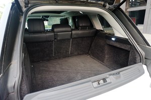 行政級(jí)游艇 路虎攬勝3.0V6 SC Vogue加長(zhǎng)版