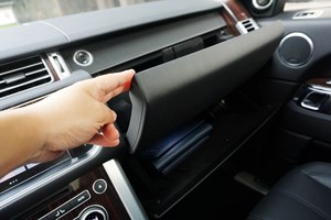 行政級(jí)游艇 路虎攬勝3.0V6 SC Vogue加長(zhǎng)版