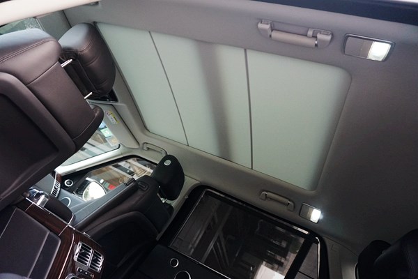 行政級(jí)游艇 路虎攬勝3.0V6 SC Vogue加長(zhǎng)版