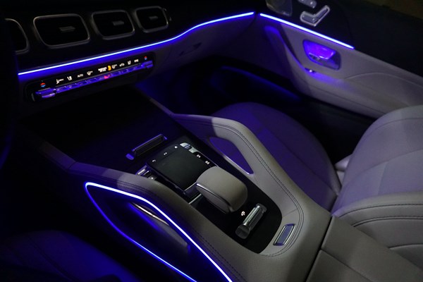 全新時代產(chǎn)物 試駕全新梅賽德斯奔馳GLE