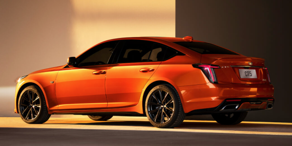 28.97萬(wàn)元起！2023款凱迪拉克CT5上市 配置新升級(jí)