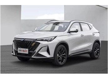 9.59萬(wàn)起！長(zhǎng)安歐尚X5 PLUS正式上市 搭載環(huán)抱三聯(lián)屏