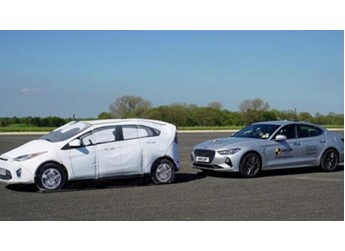 汽車輔助駕駛功能失靈 車主能否要求“退一賠三” 法院判了 封面圖