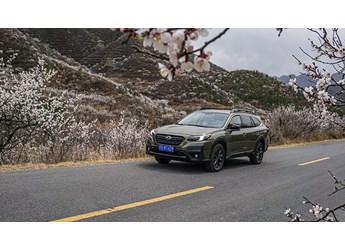 可靠的旅途伙伴 2023款斯巴魯傲虎2.5i探享版EyeSight