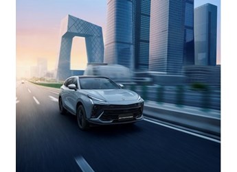 野性青年的選擇，風(fēng)行T5 EVO狂飚版暗藏職場翻紅“技能” 封面圖