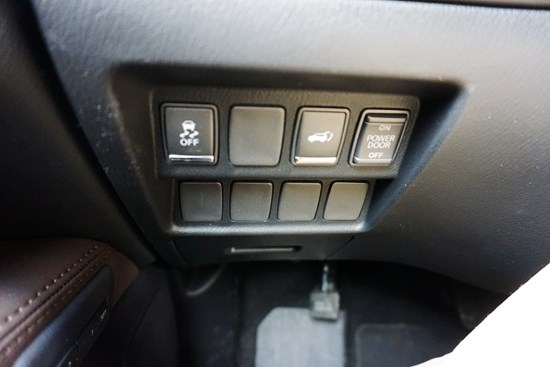 日系豪華7座SUV 試駕英菲尼迪QX60混動(dòng)