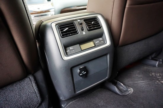 日系豪華7座SUV 試駕英菲尼迪QX60混動(dòng)