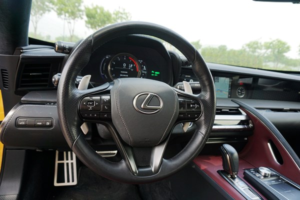 東方跑車之藝術(shù)品 試駕雷克薩斯LC500h