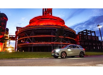 優(yōu)雅又從容 試駕奔馳GLE400e 4MATIC 封面圖