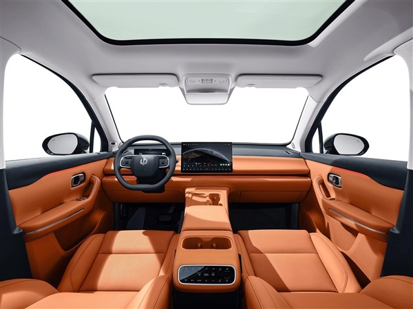 15.58萬起 零跑C16上市即開卷：一車買SUV MPV