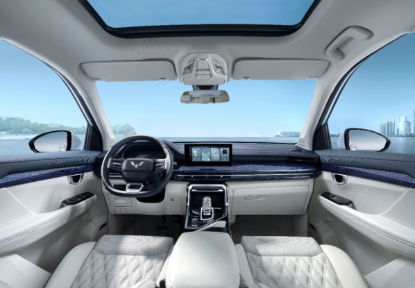 不到十萬(wàn)元買(mǎi)混動(dòng)！五菱星辰混動(dòng)版上市 配置超豐富