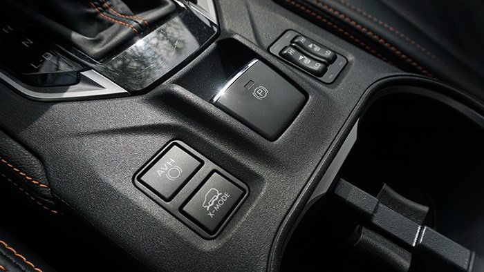 旅途的伙伴 跨界SUV斯巴魯XV旗艦版評(píng)測(cè)