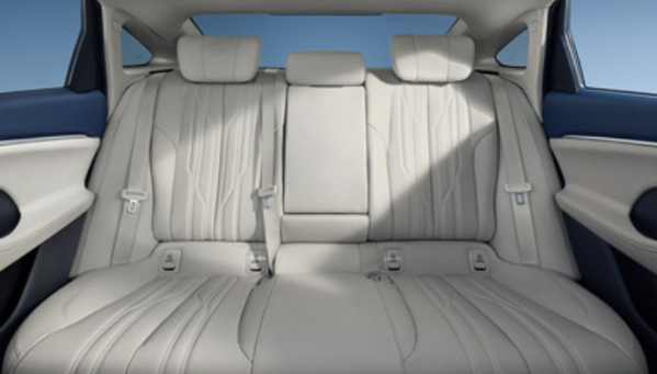 2023款別克君越試駕 降價(jià)真的能夠換來燃油車銷量嗎？