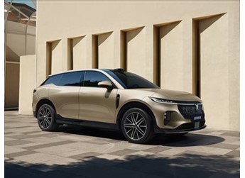 搭載華為智駕座艙全家桶！全新嵐圖知音官宣 8月底上市