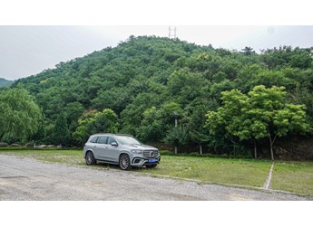 宜商宜家 試駕2024款奔馳GLS 450 4MATIC 豪華型 封面圖