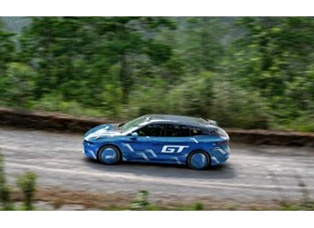 領(lǐng)克獵裝轎跑07GT最新官方諜照公布：車頂激光雷達(dá)+大尺寸擾流板