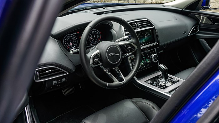 專(zhuān)為運(yùn)動(dòng)而造 捷豹XEL評(píng)測(cè) 