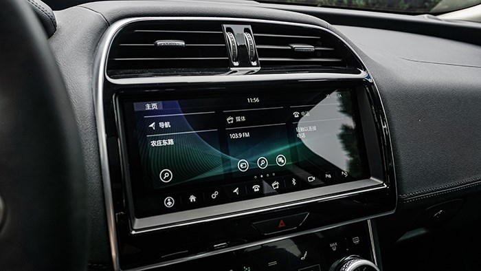 專(zhuān)為運(yùn)動(dòng)而造 捷豹XEL評(píng)測(cè) 