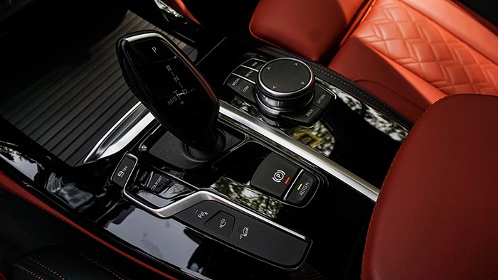 要運(yùn)動(dòng)又要格調(diào) 寶馬X4 xDrive30i評(píng)測(cè)