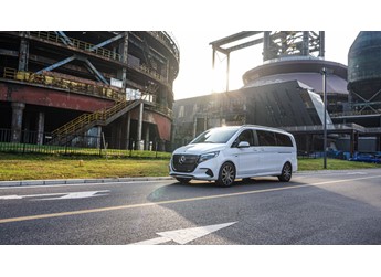 宜商宜家 試駕新款奔馳V300L長軸距豪華版 封面圖