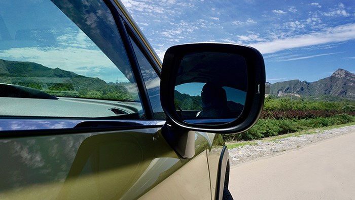 穿梭在城市與郊野 跨界SUV斯巴魯XV評(píng)測(cè)